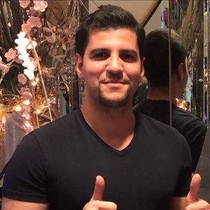 Meet your Posher, Christophe